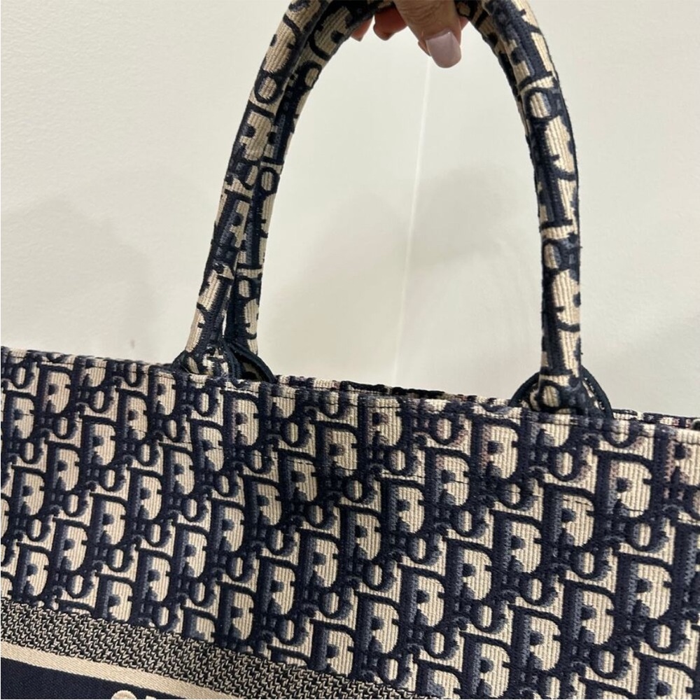 #271 CHRISTIAN DIOR Large Book Tote MSRP $3520 - Picture 2 of 8